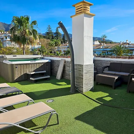 公寓 Penthouse Duplex With Amazing View Pass The Keys 马尔韦利亚